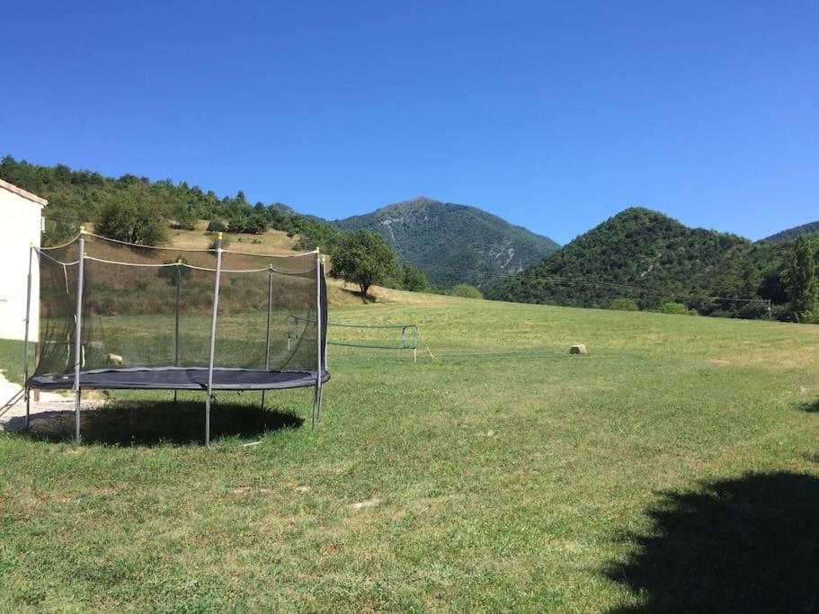 Au Mas Du Bec Pointu Entre Diois Et Provence Villa Eygluy-Escoulin Kültér fotó